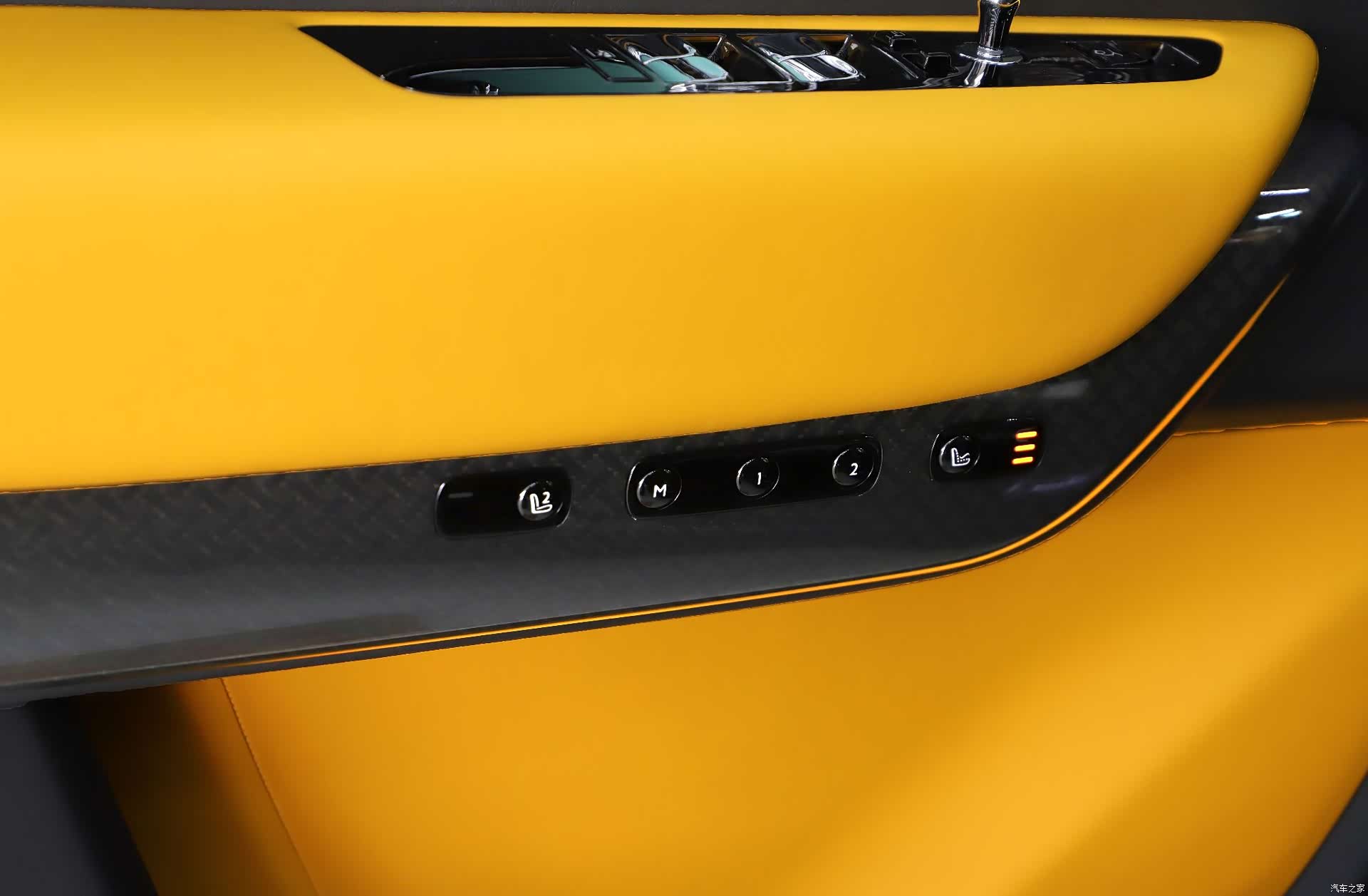 Rolls-Royce Cullinan, 2023 22