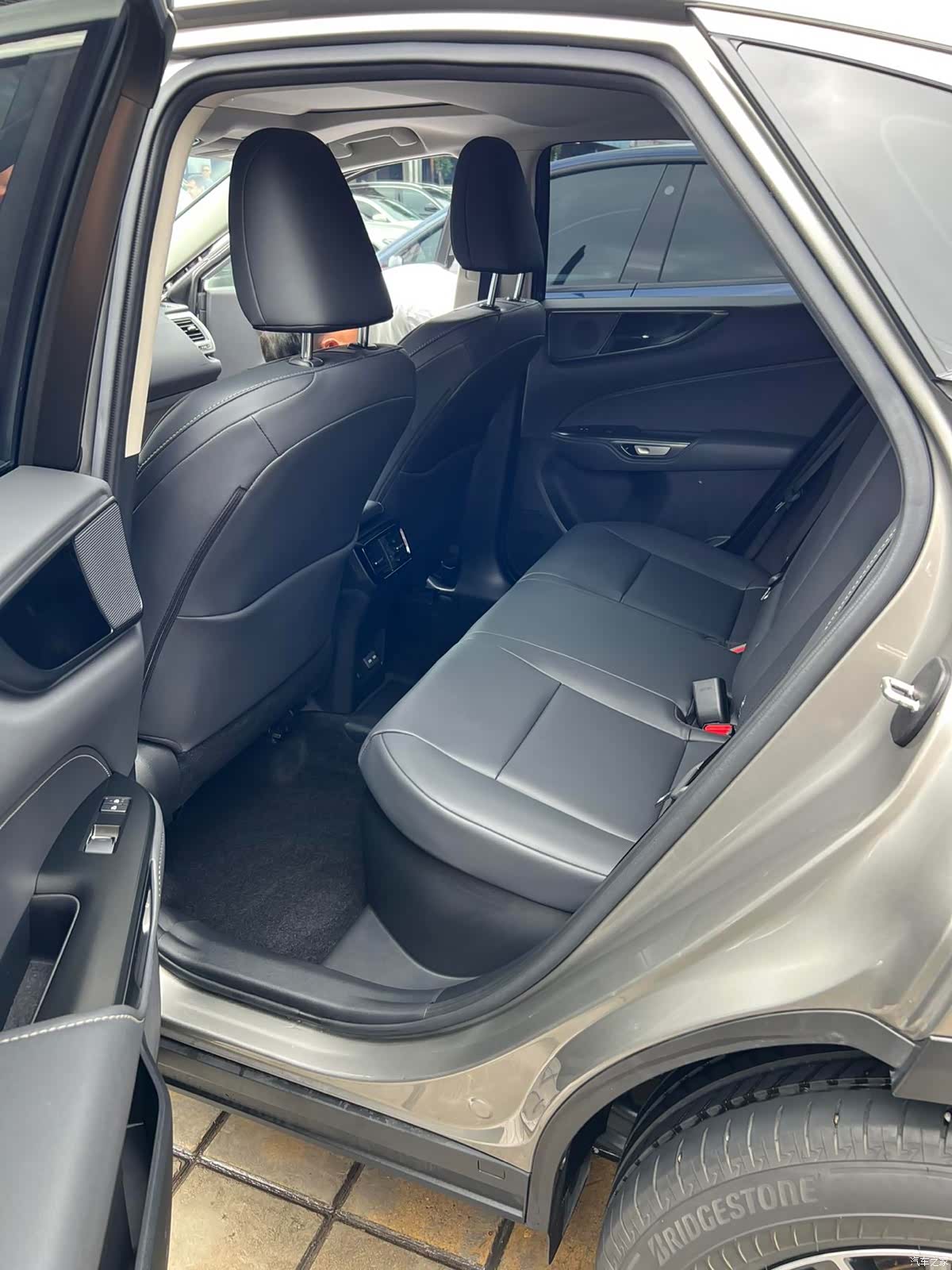 Lexus NX, 2024 16