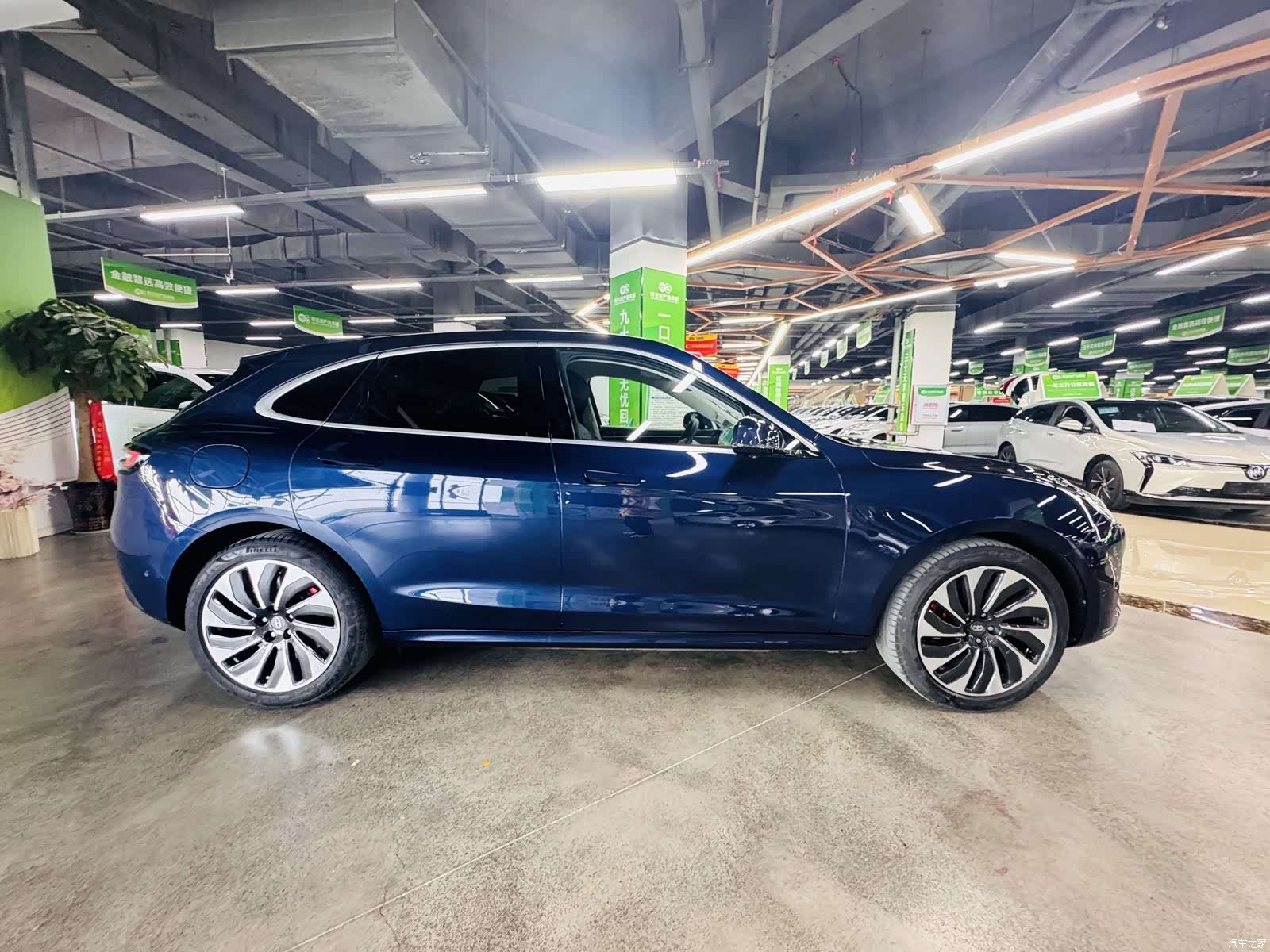 AITO M5, 2022 3