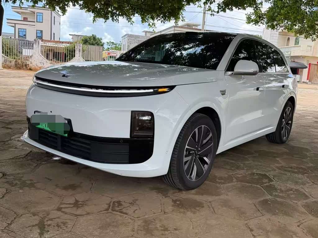 Li Auto L6