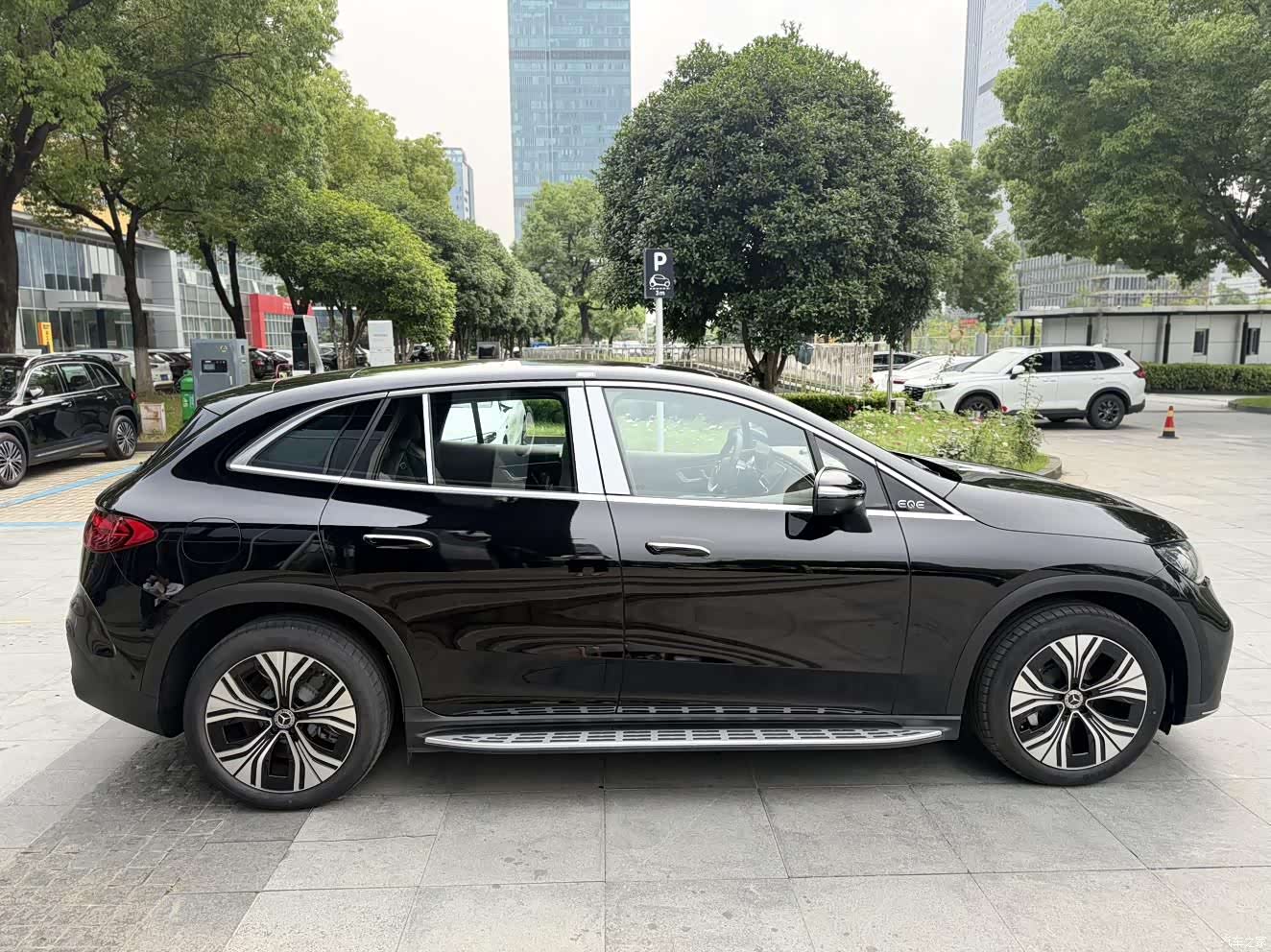 Mercedes-Benz EQE, 2025 7