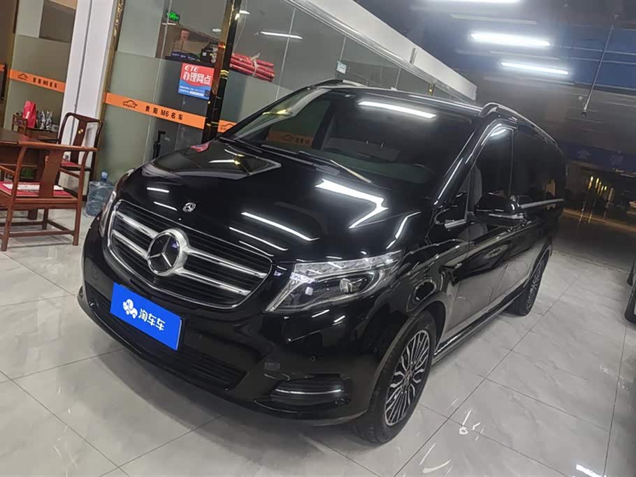 Mercedes-Benz V-class