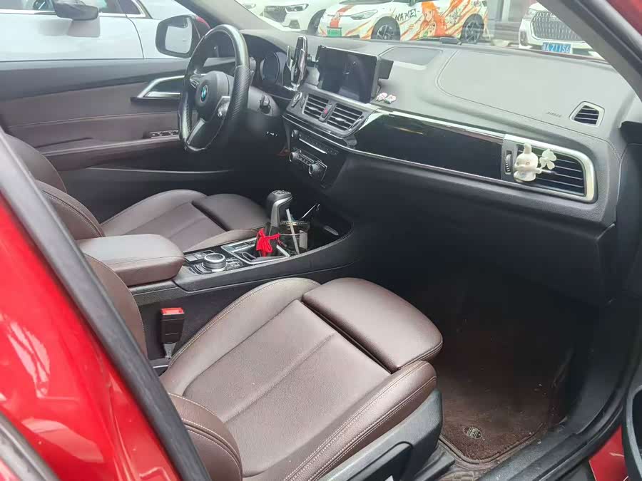 BMW 1 Series 2019, фото 4