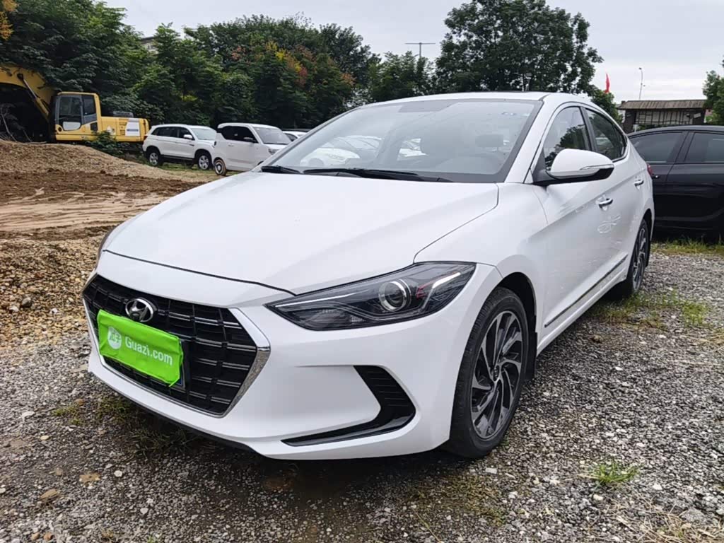 Hyundai Elantra