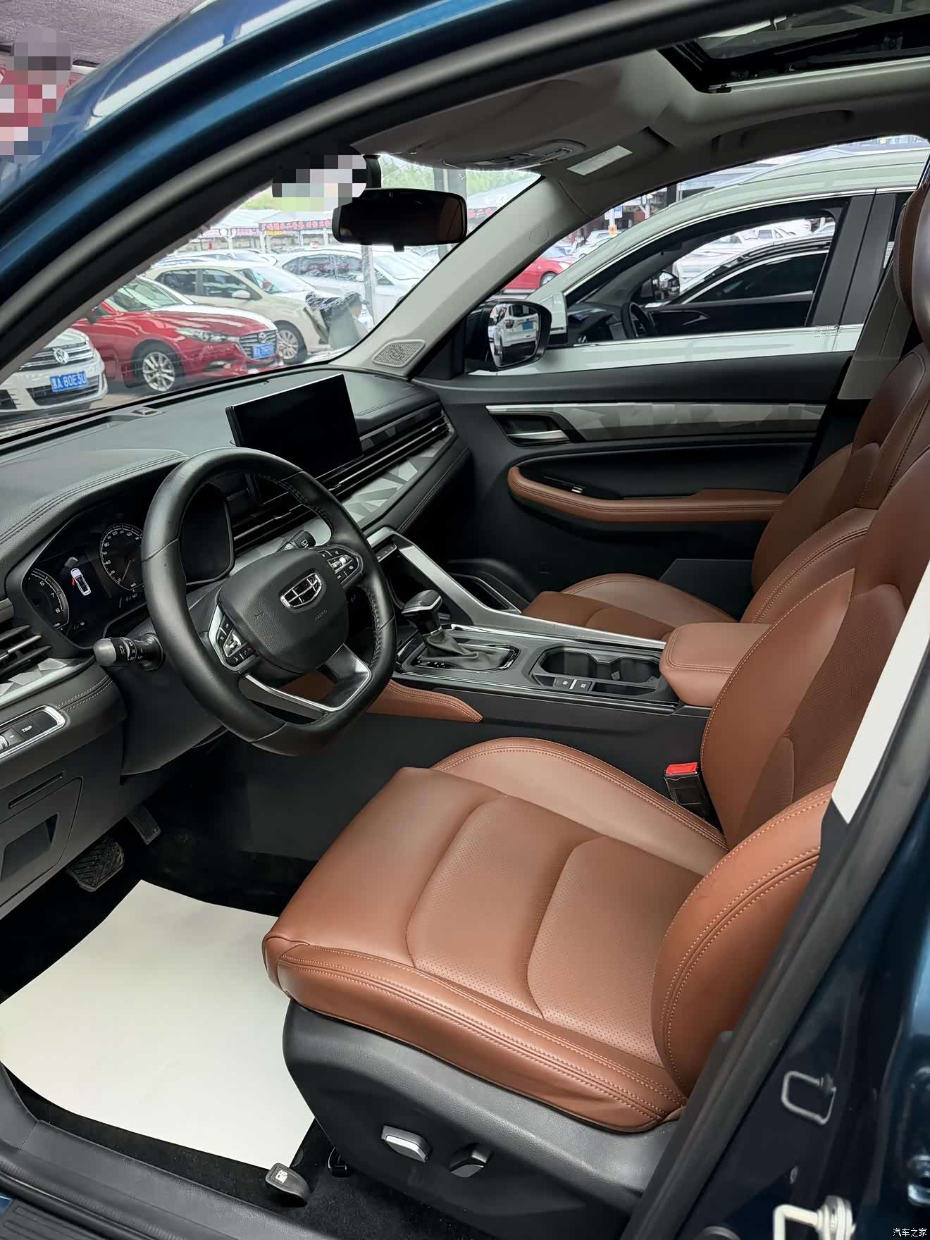 Geely X6, 2022 17