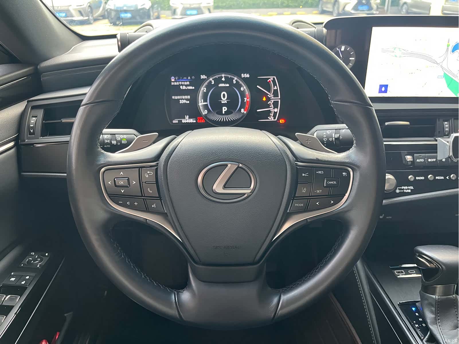 Lexus ES, 2023 16