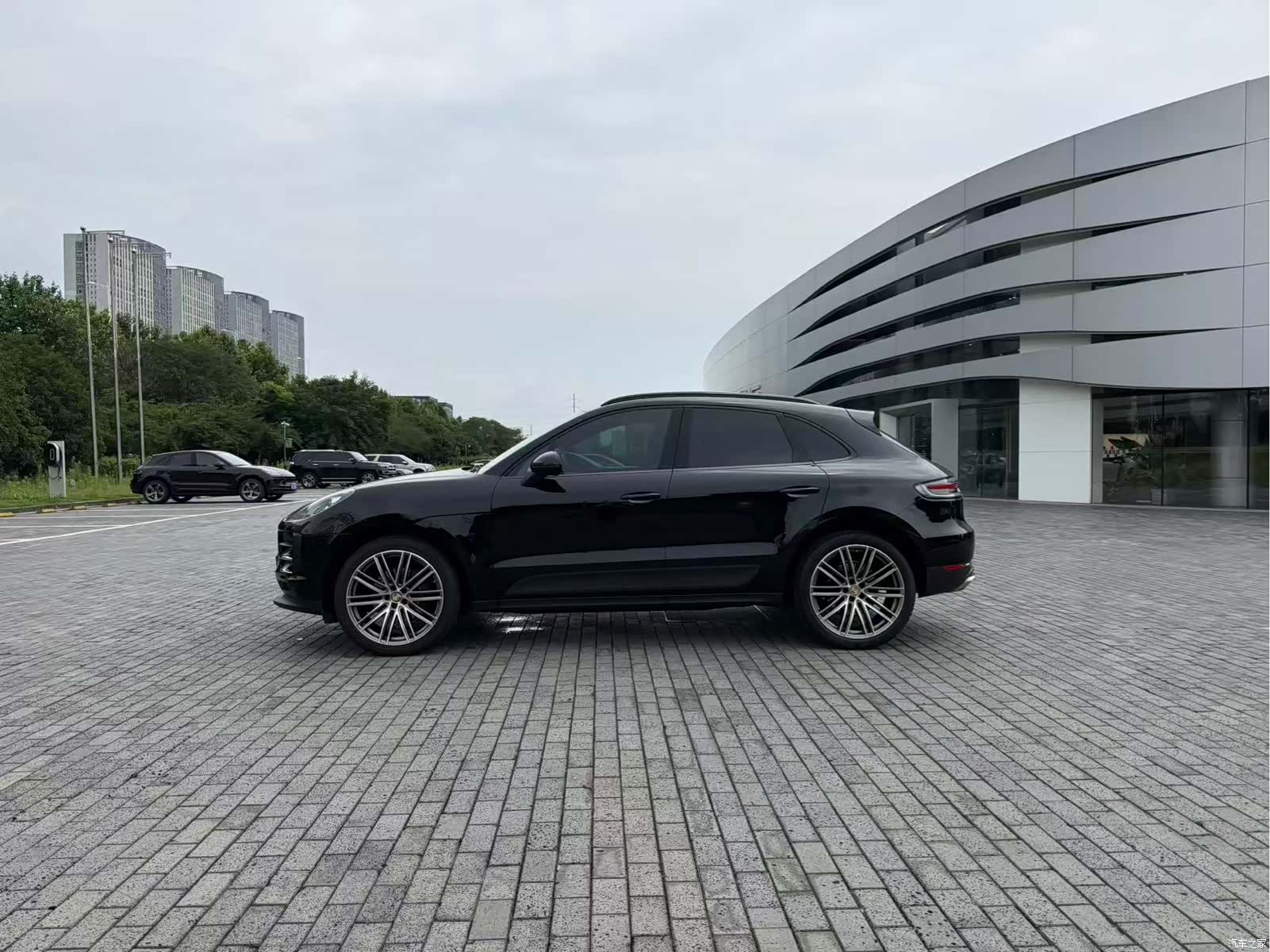 Porsche Macan, 2023 3