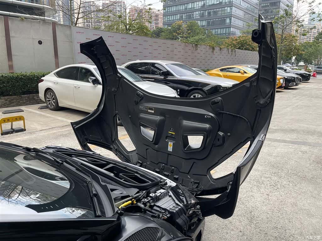 Lamborghini Huracán, 2022 24