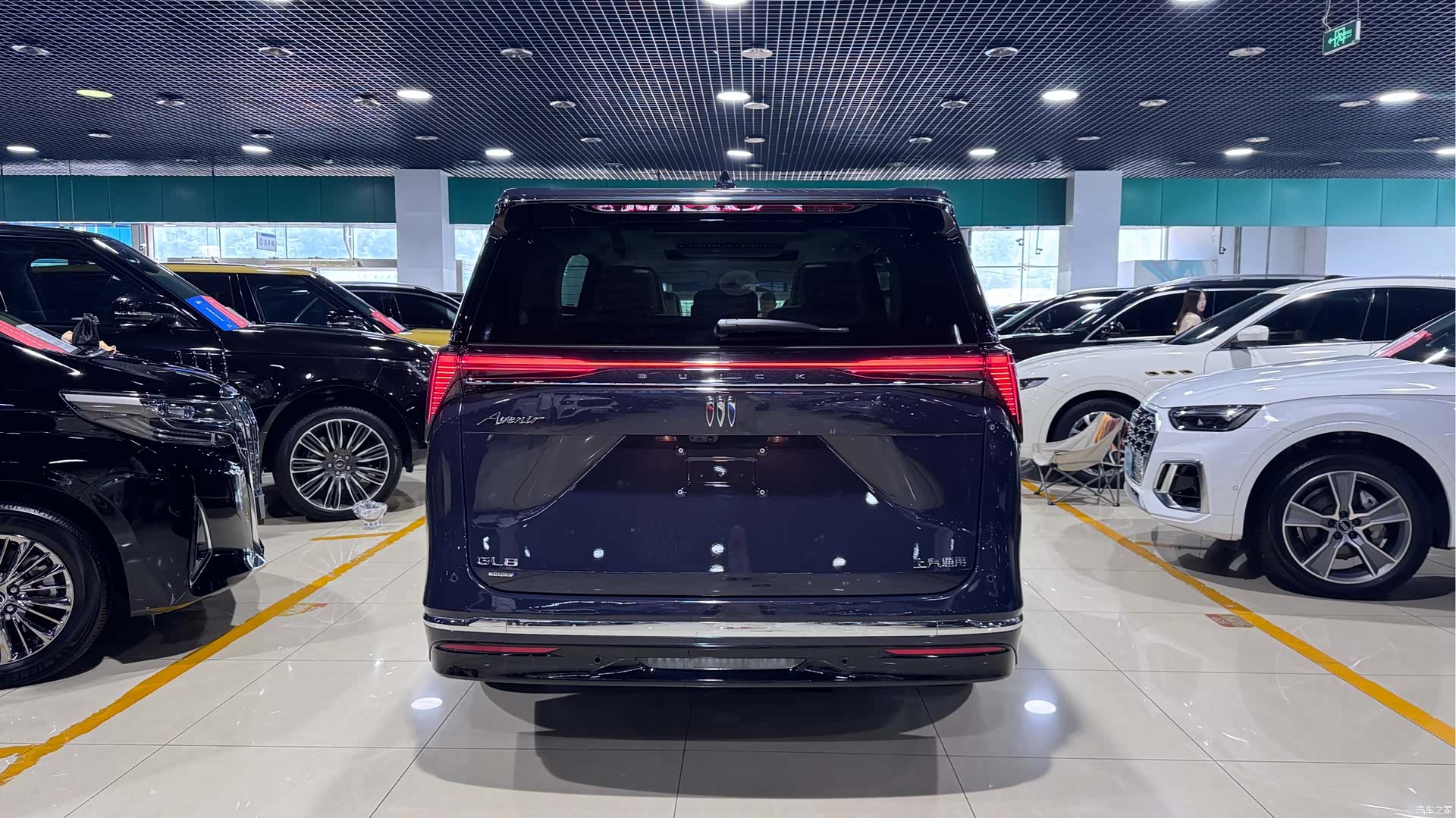 Buick GL8, 2025 9