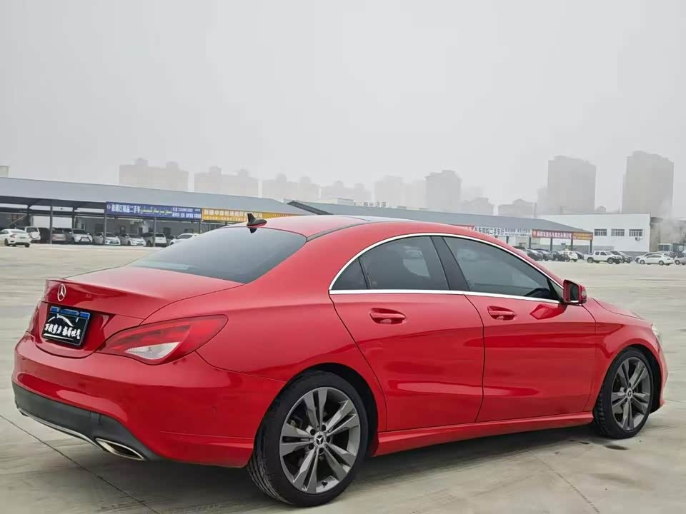 Mercedes-Benz CLA