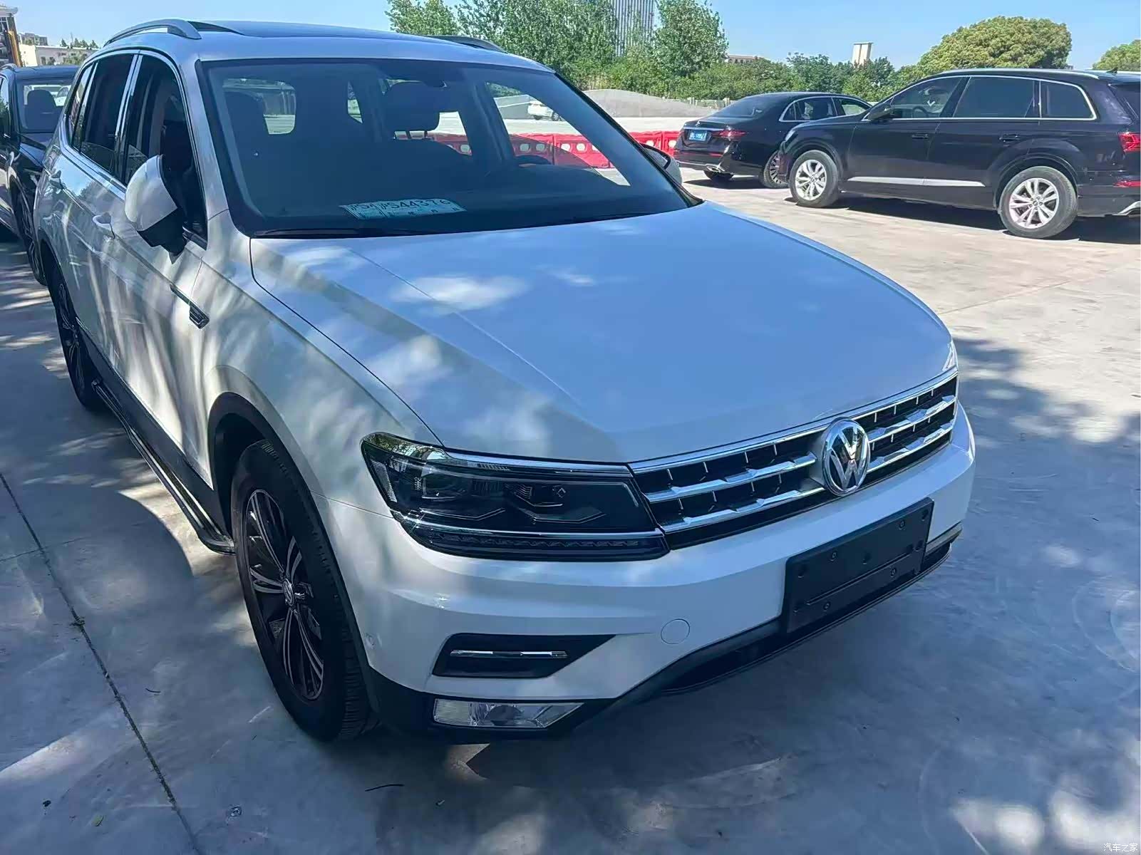 Volkswagen Tiguan L, 2017 2
