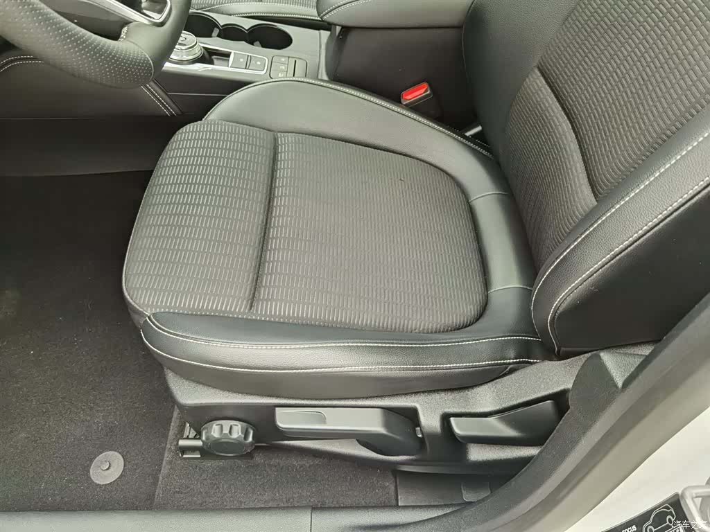 Ford Focus, 2022 20