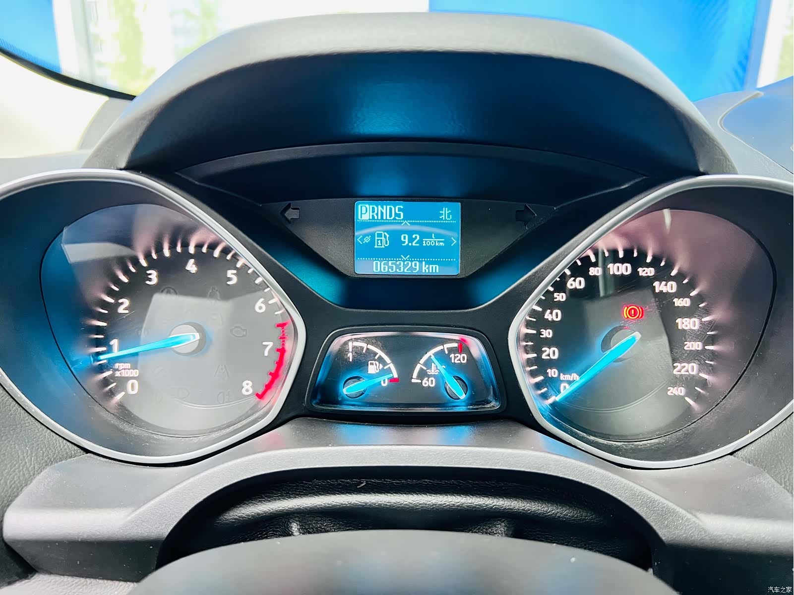 Ford Kuga, 2017 13