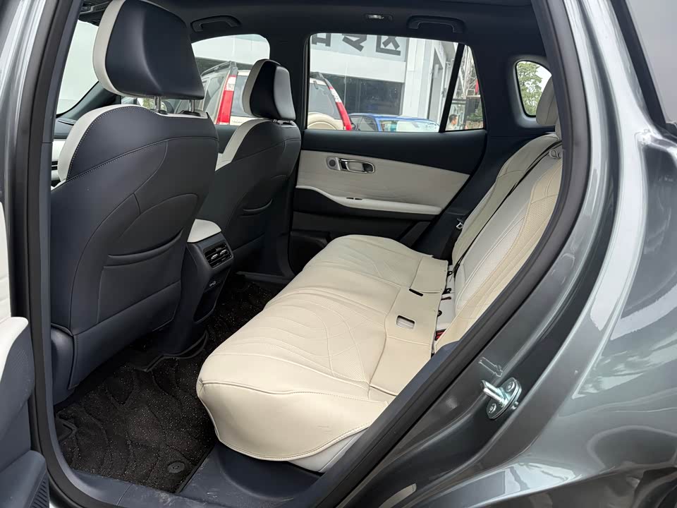 Geely Galaxy Galaxy Starship 7