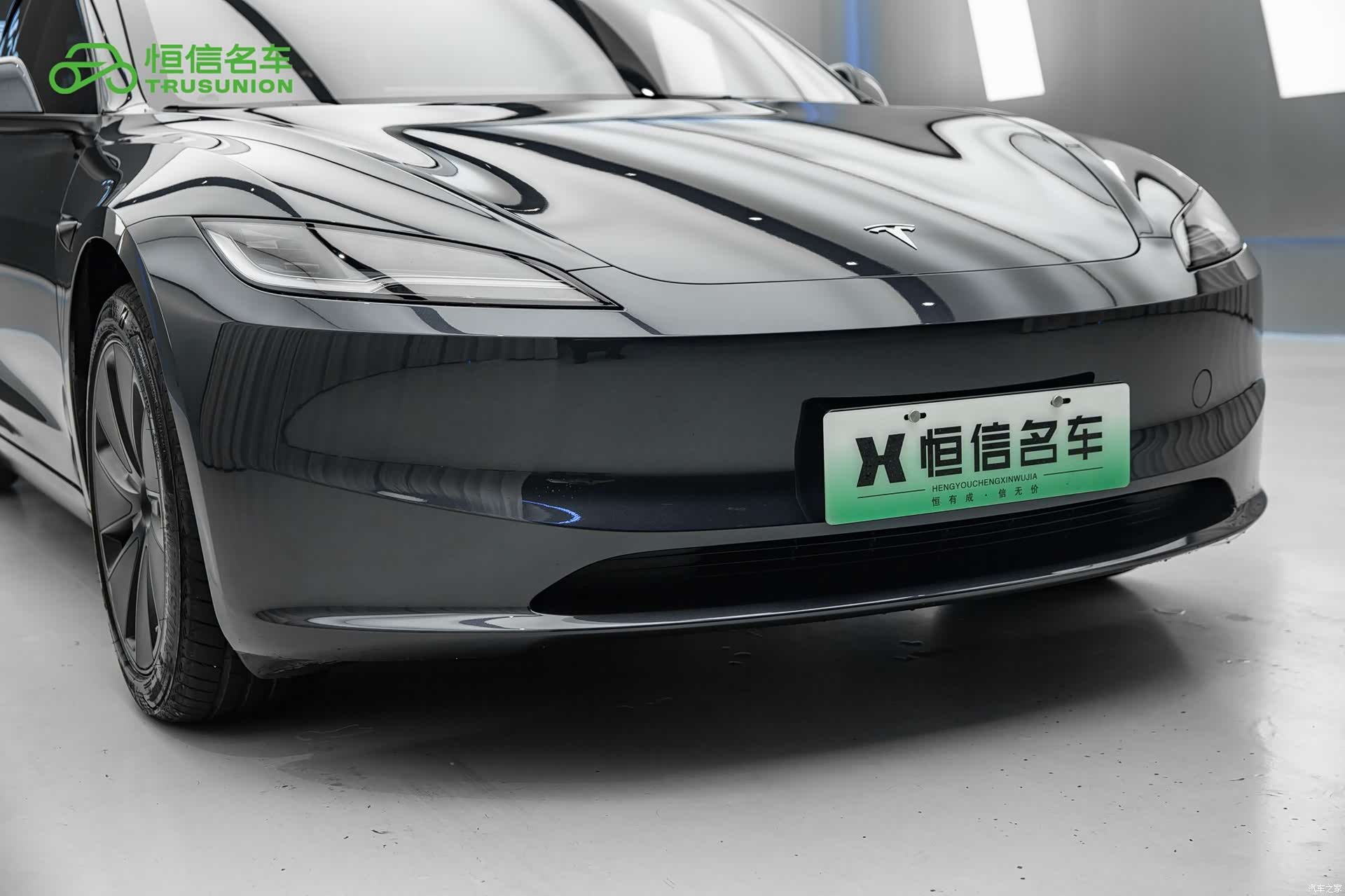 Tesla Model 3, 2025 9