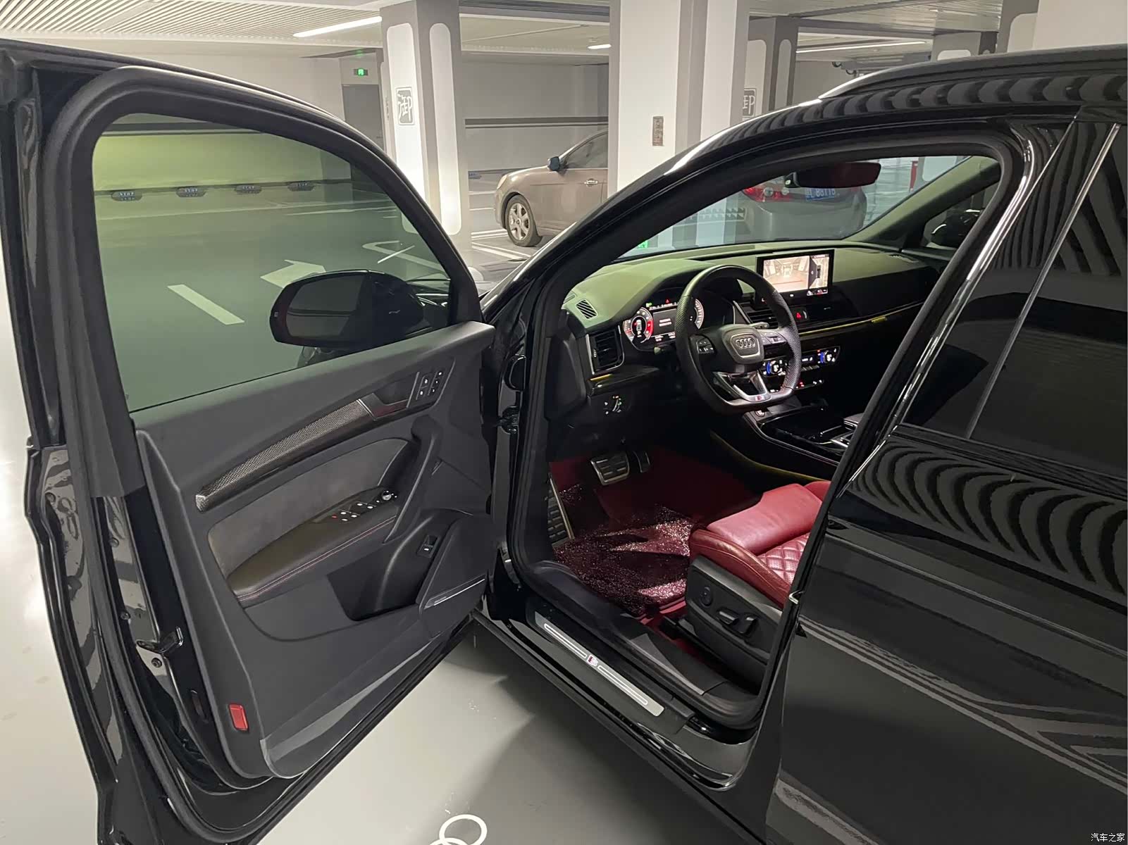 Audi Q5, 2022 9