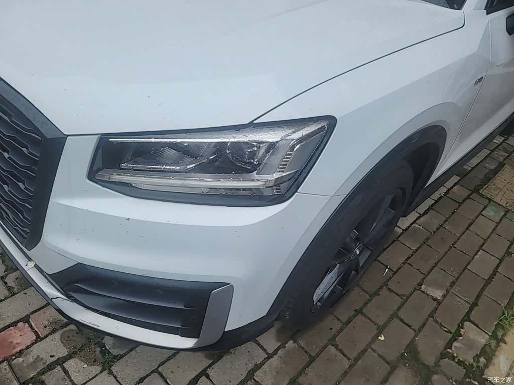 Audi Q2L, 2020 24