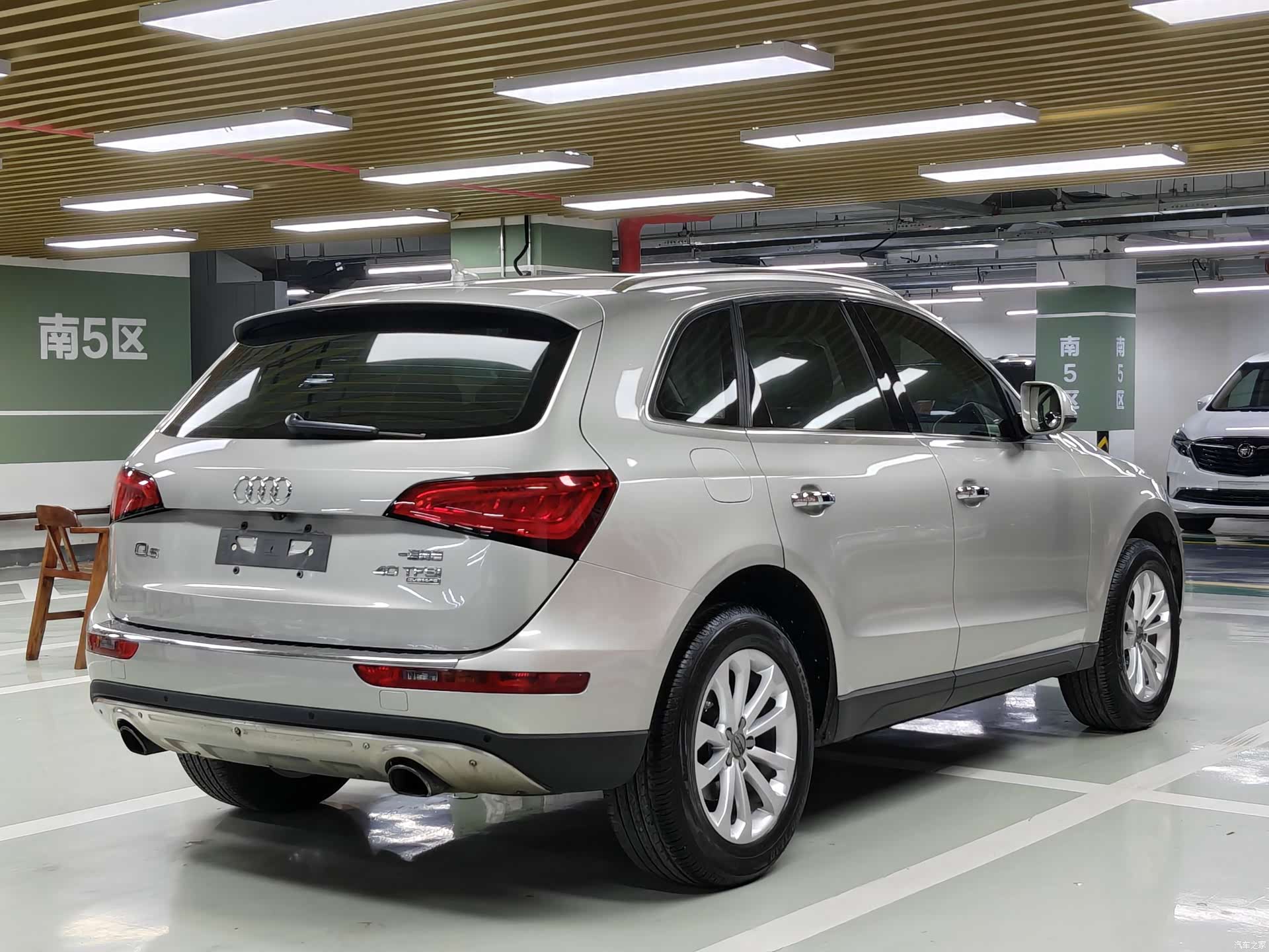 Audi Q5, 2015 3