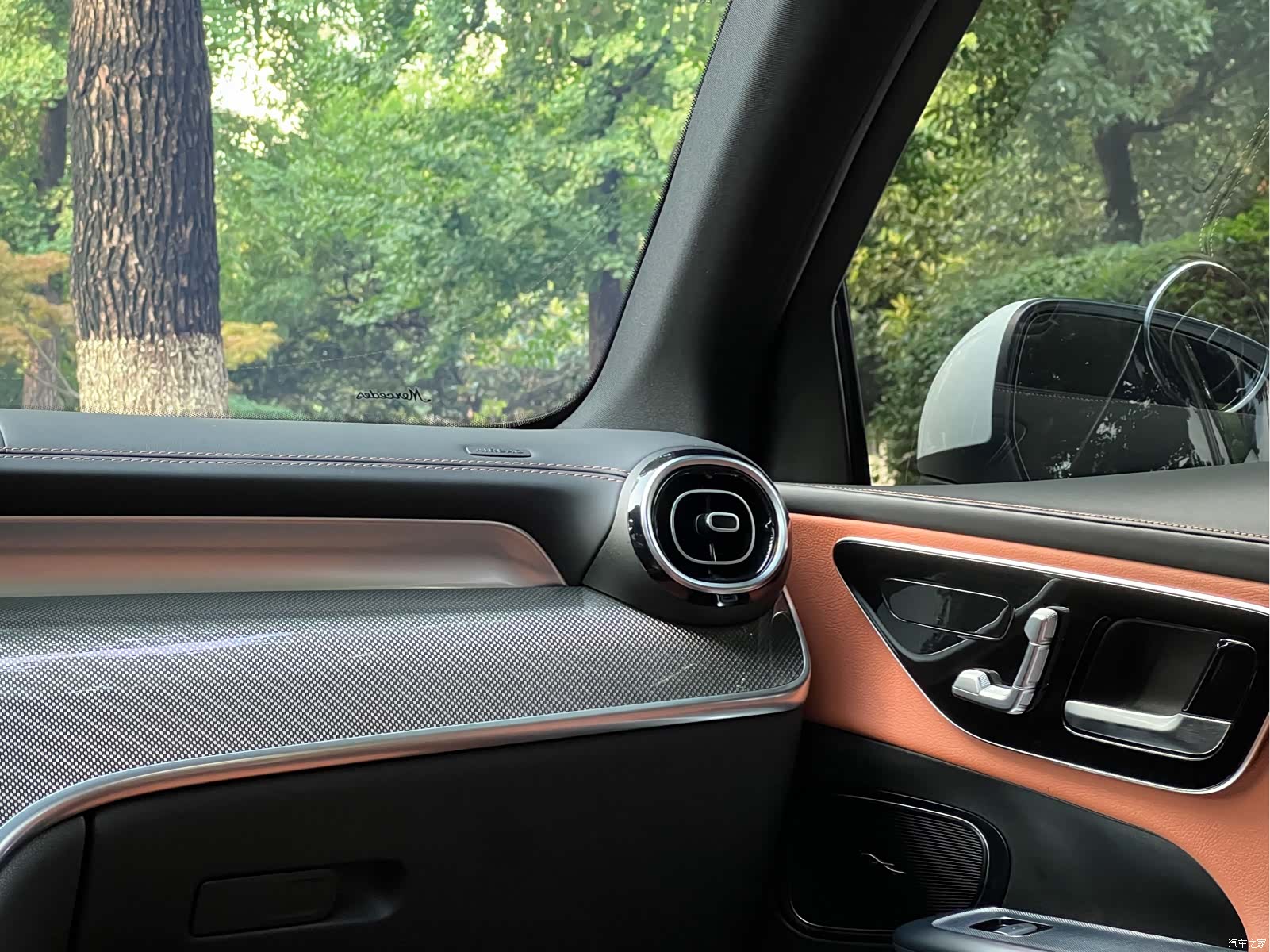 Mercedes-Benz GLC, 2025 18