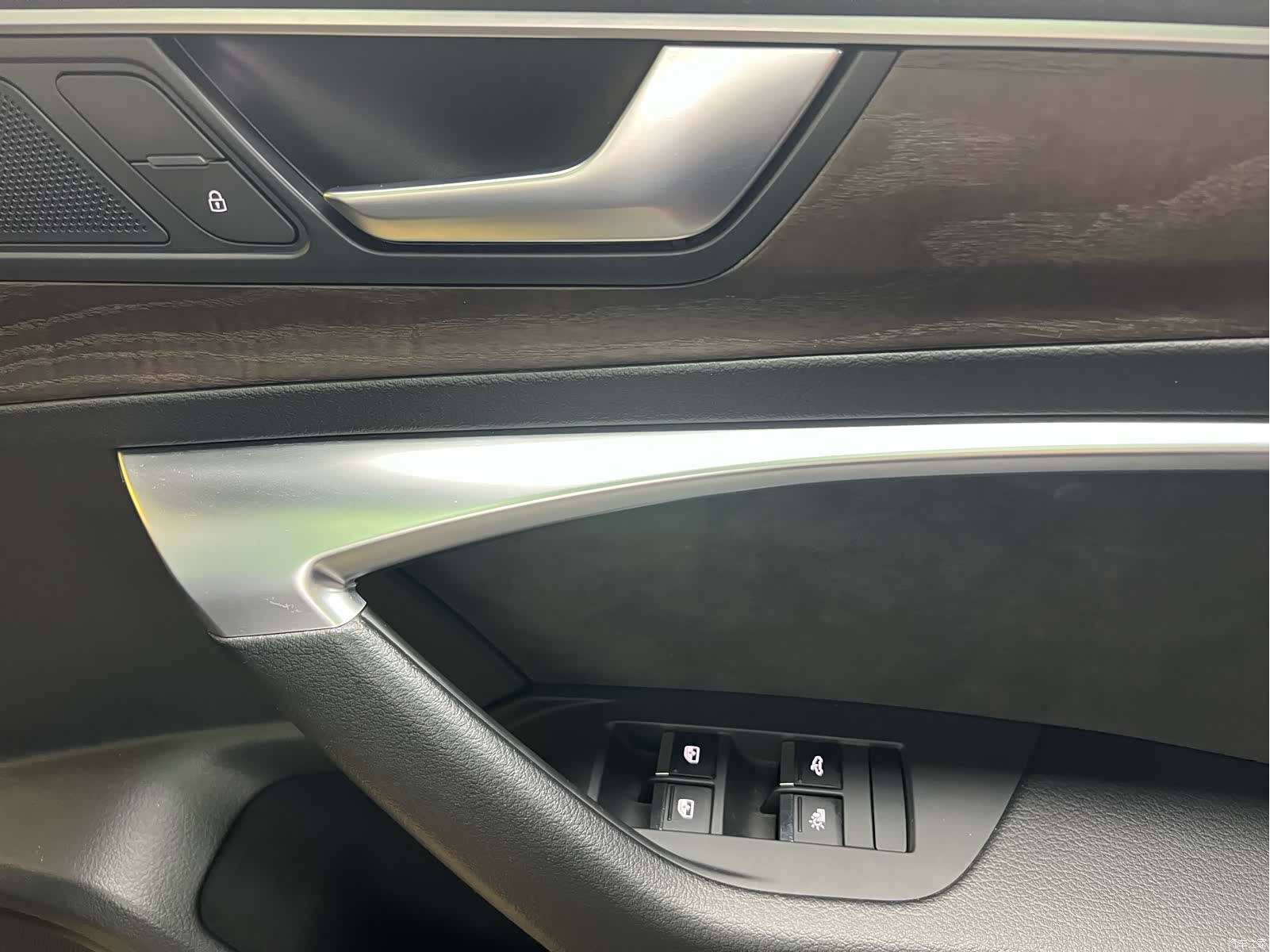 Audi A6L, 2019 25