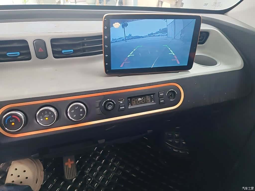 Wuling MINIEV, 2021 13