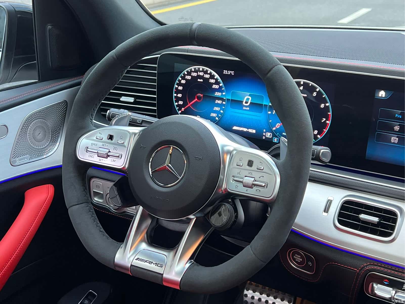 Mercedes-Benz GLE, 2022 14