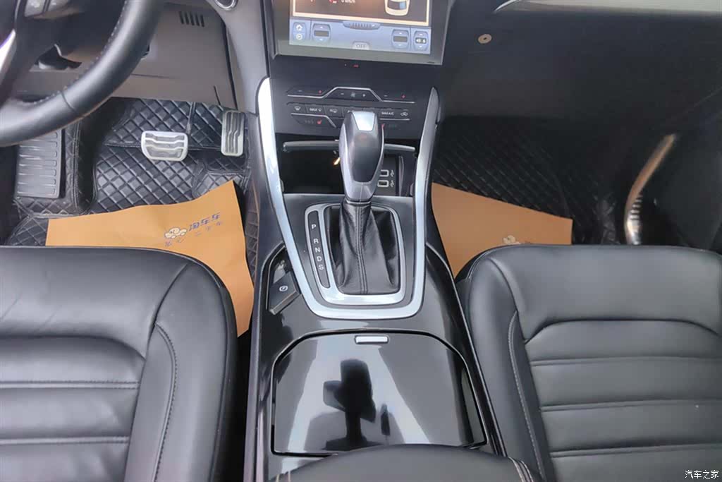 Ford Edge, 2017 16