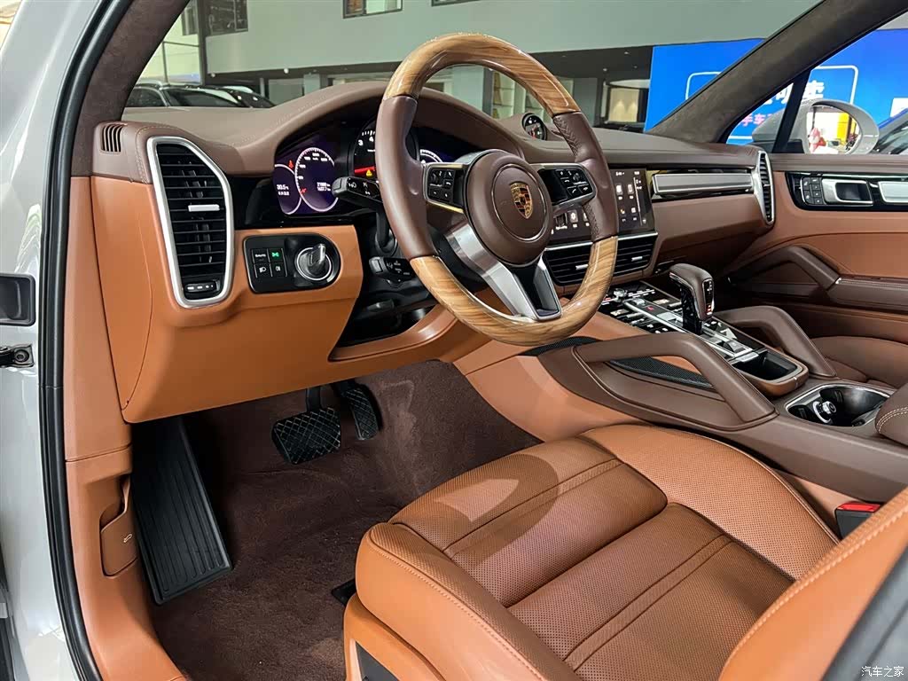 Porsche Cayenne, 2023 13