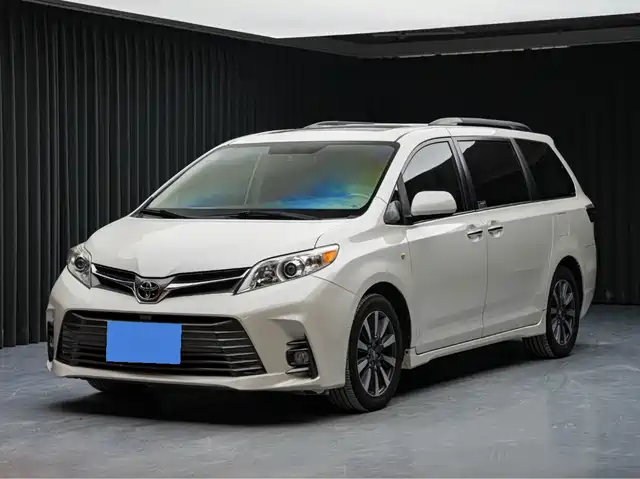Toyota SIENNA 2019 — купить из Китая под заказ