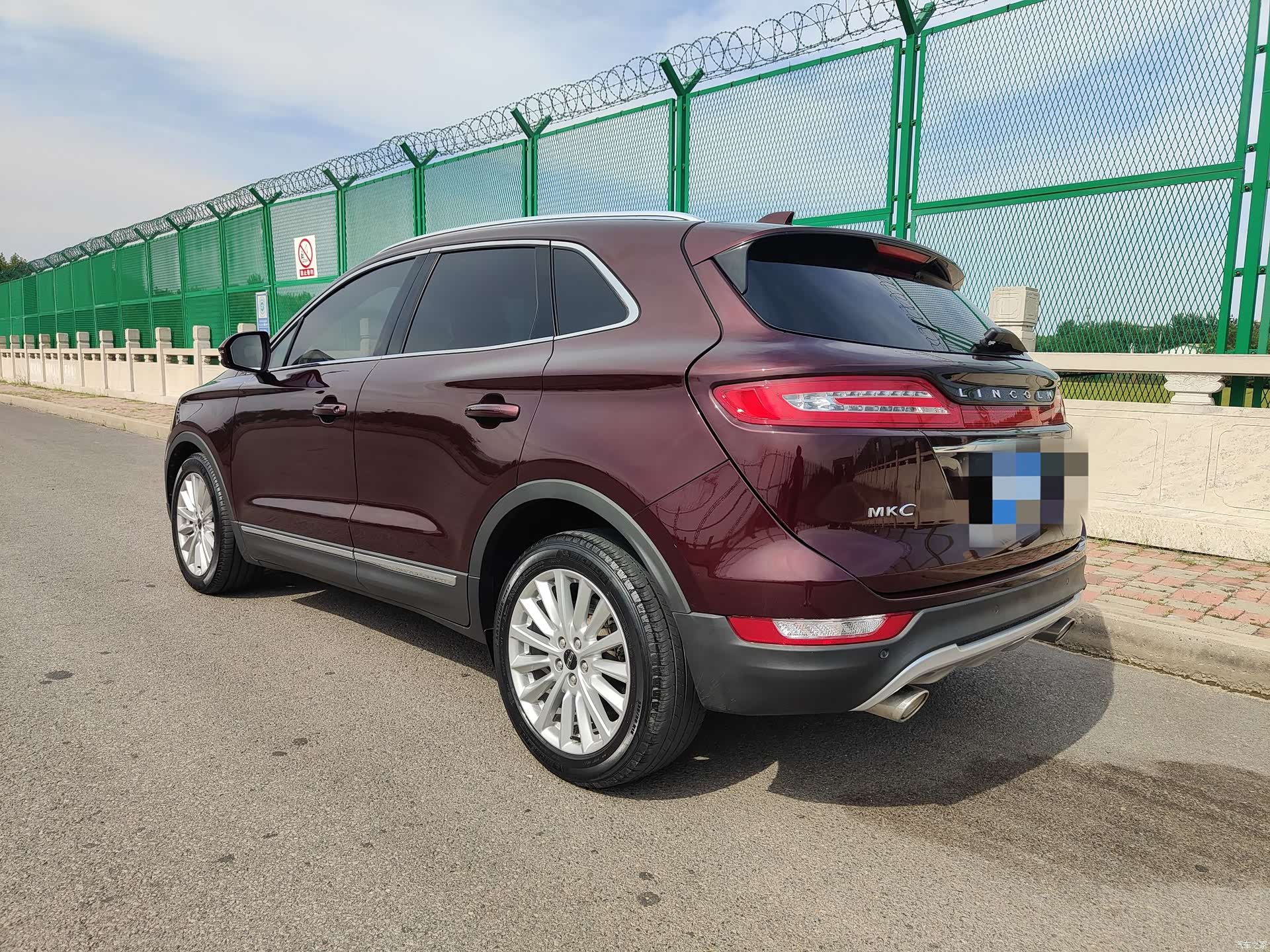 Lincoln MKC, 2019 все фото