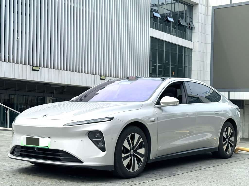 NIO ET7
