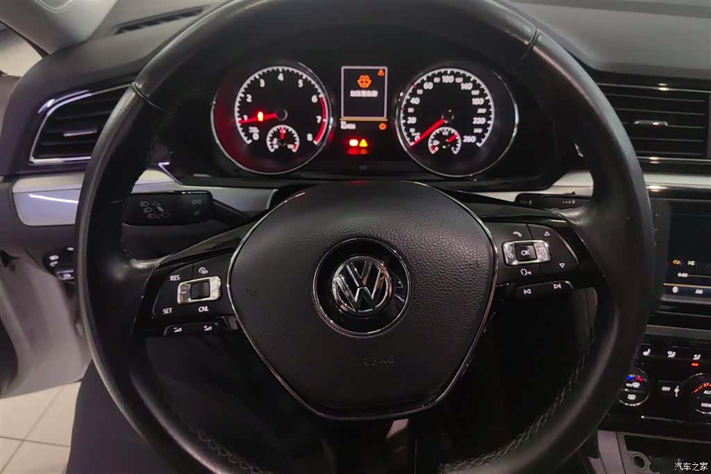 Volkswagen Lamando, 2017 15