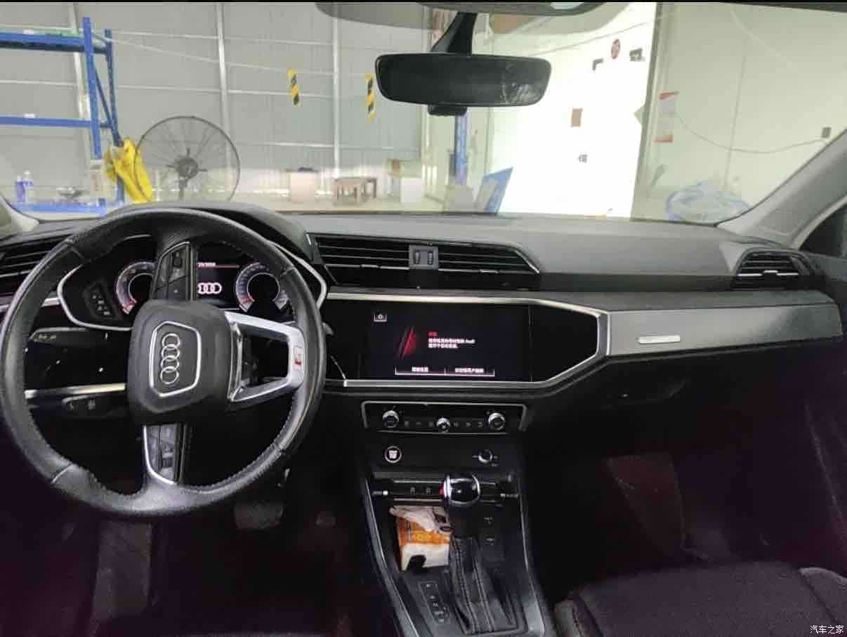 Audi Q3, 2022 8