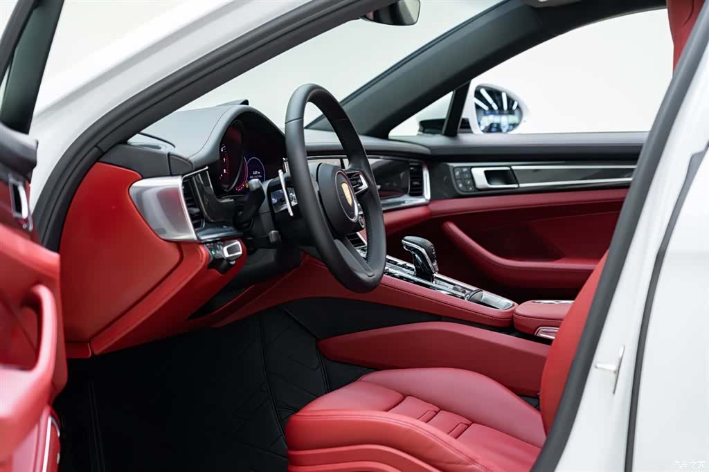 Porsche Panamera, 2024 11