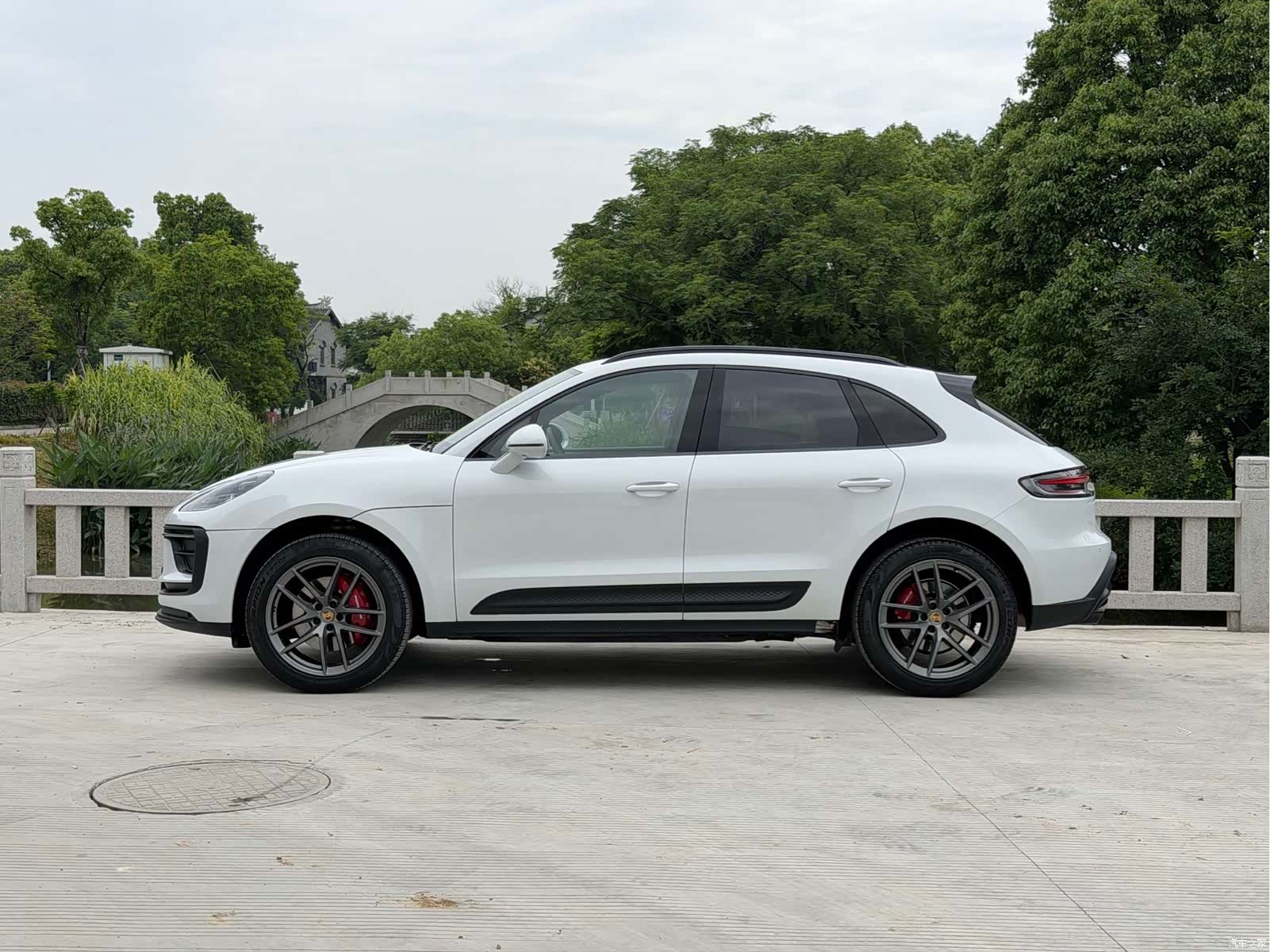 Porsche Macan, 2023 3