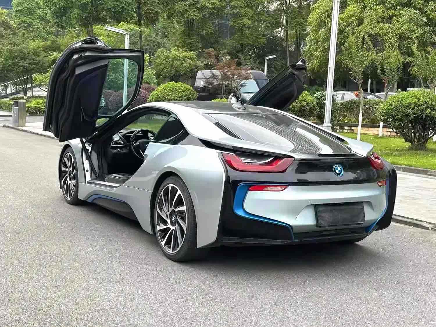 BMW i8, 2018 4