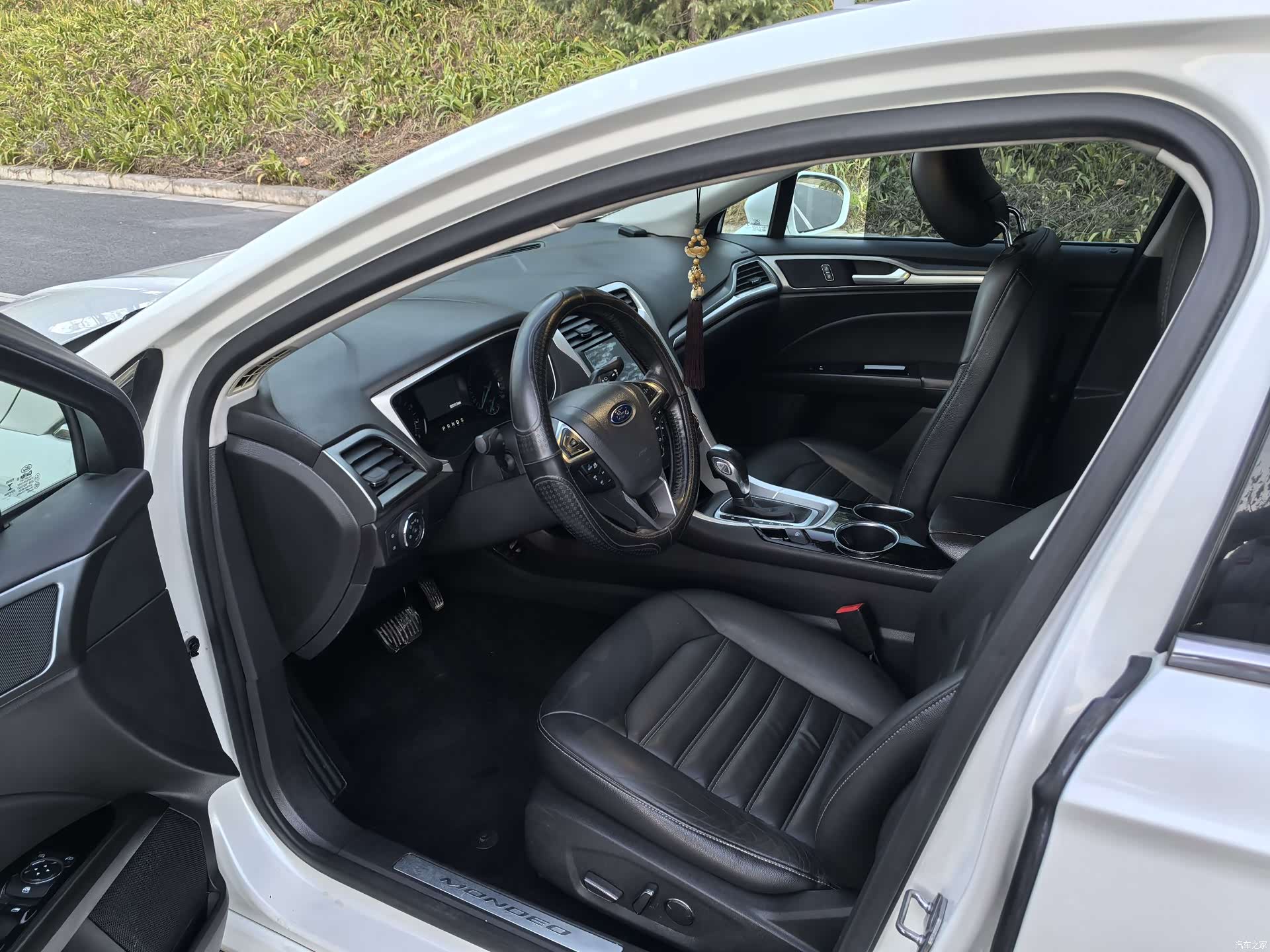 Ford Mondeo, 2015 все фото
