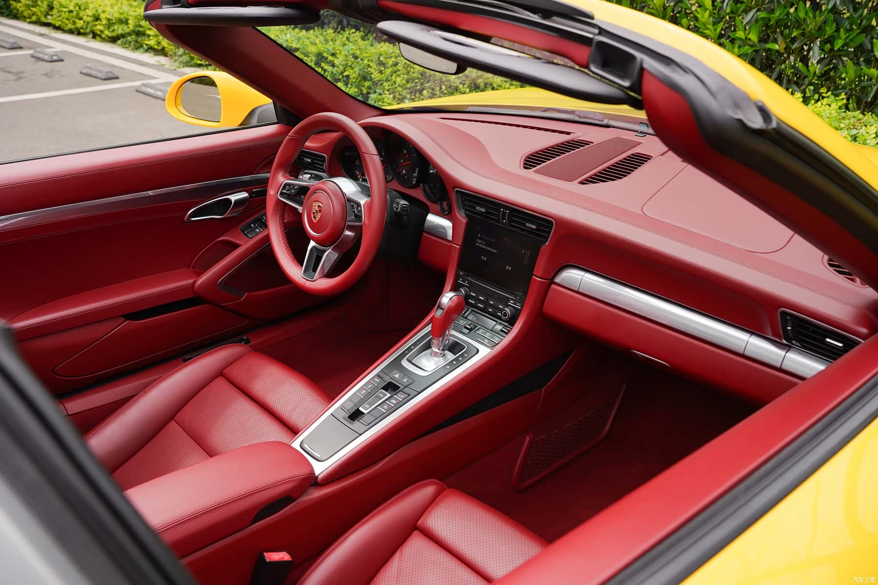 Porsche 911, 2018 25