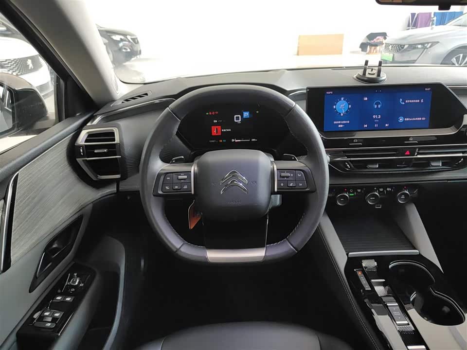 Citroen Versailles C5 X