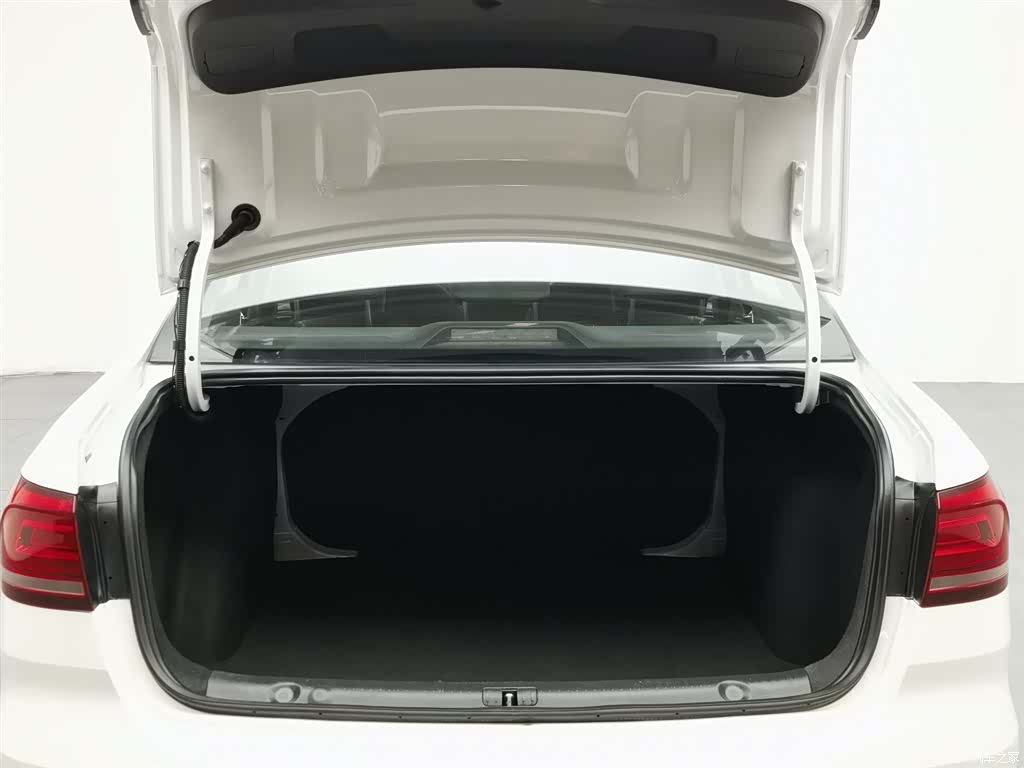 Volkswagen Lavida, 2022 16