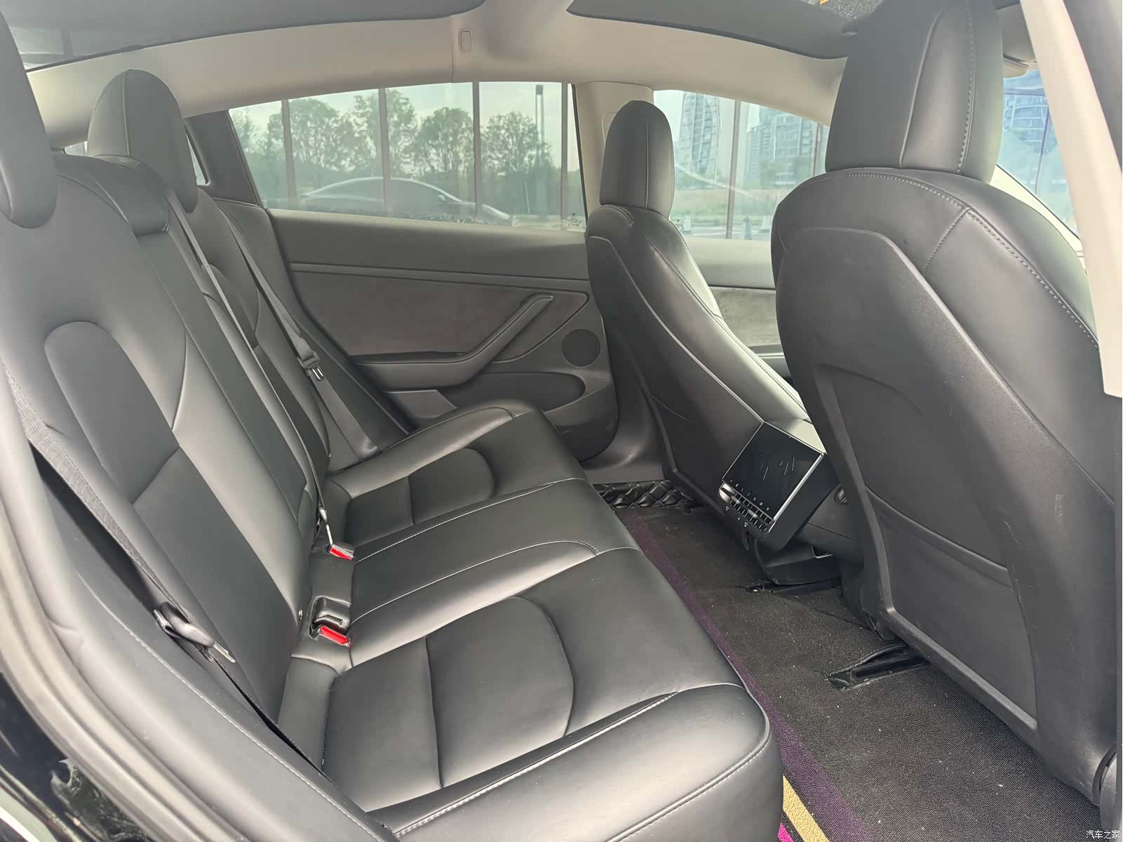 Tesla Model 3, 2022 10