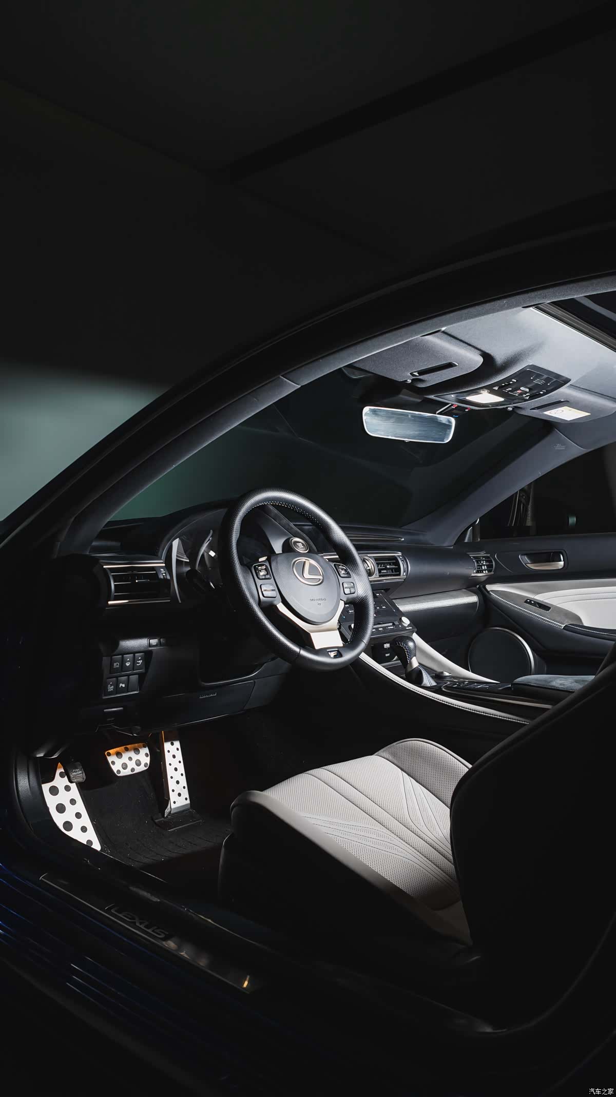Lexus RC, 2016 10