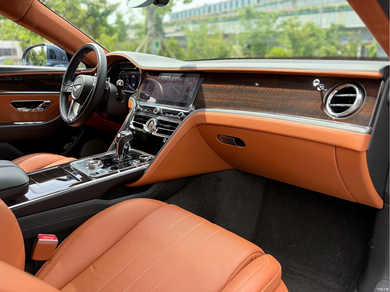 Bentley Flying Spur, 2021 15