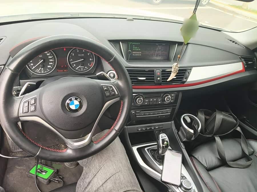BMW X1 2015, фото 9