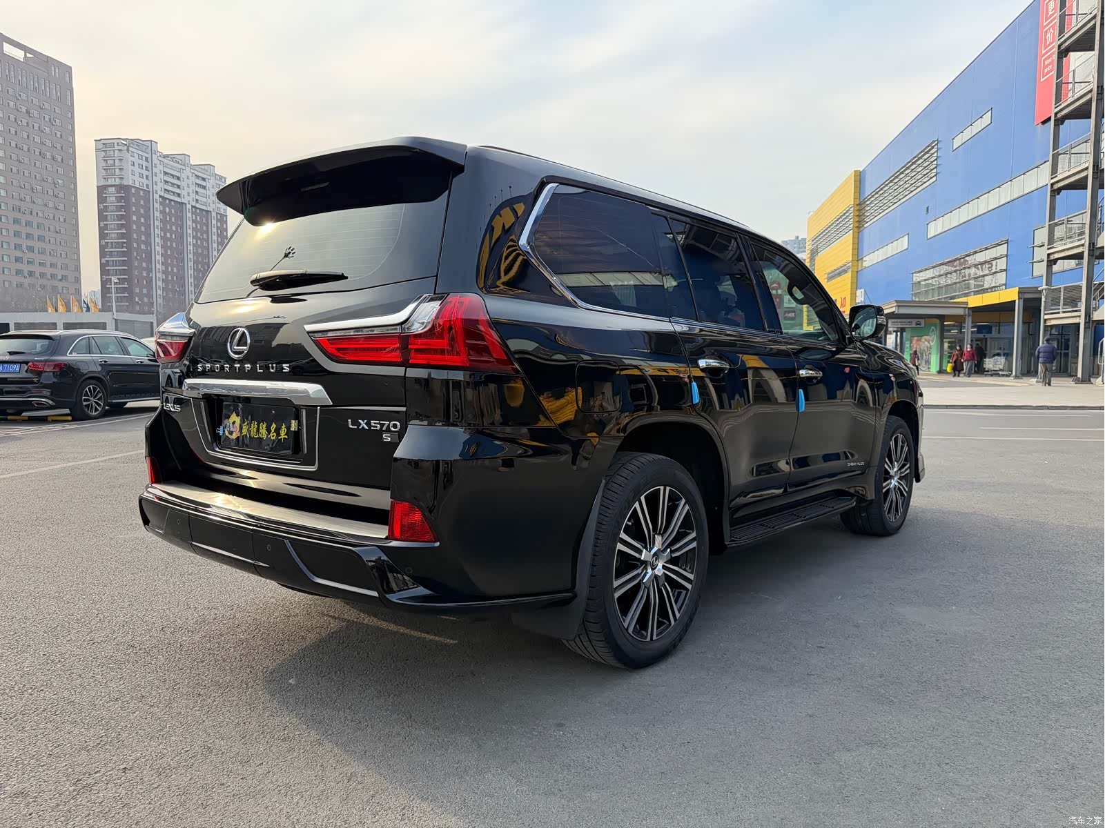 Lexus LX, 2022 4