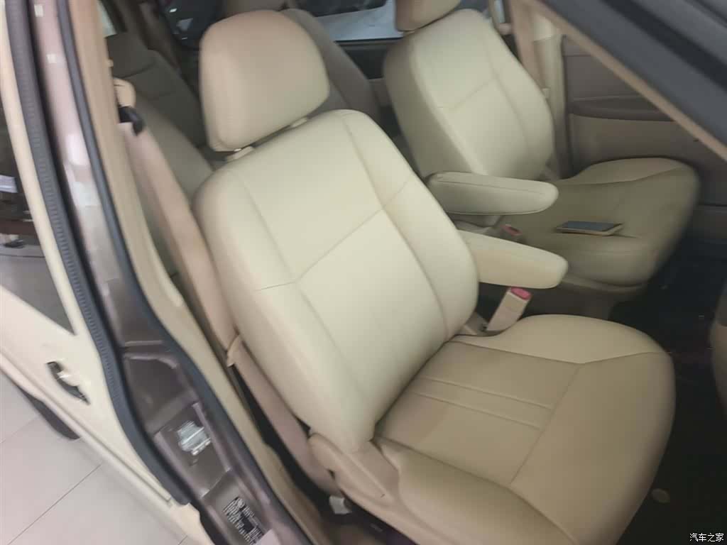 Buick GL8, 2015 25