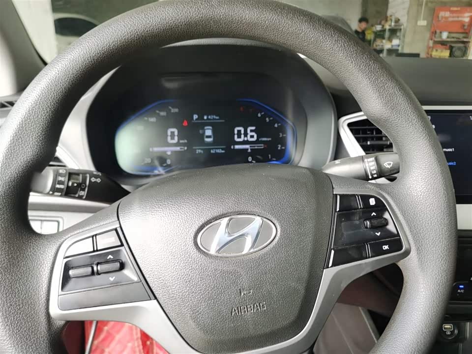 Hyundai Accept