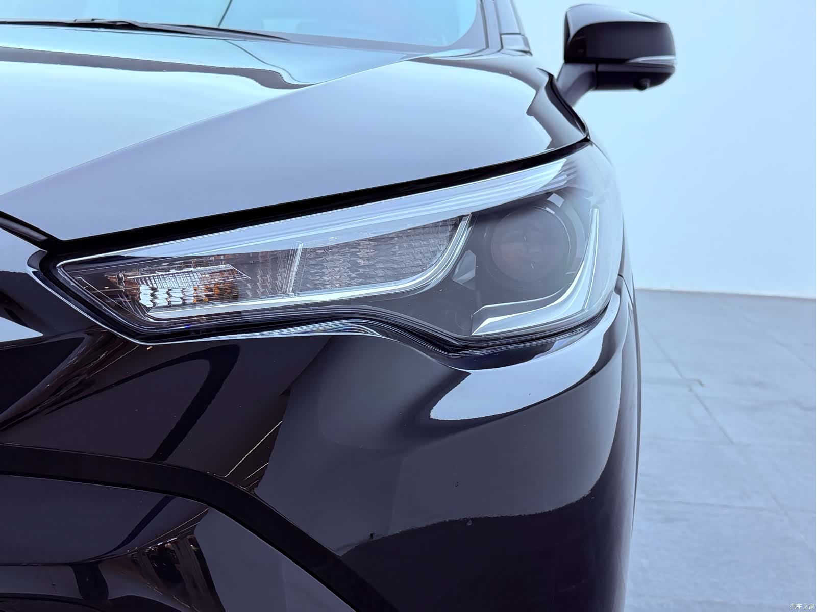 Toyota Frontlander, 2023 21