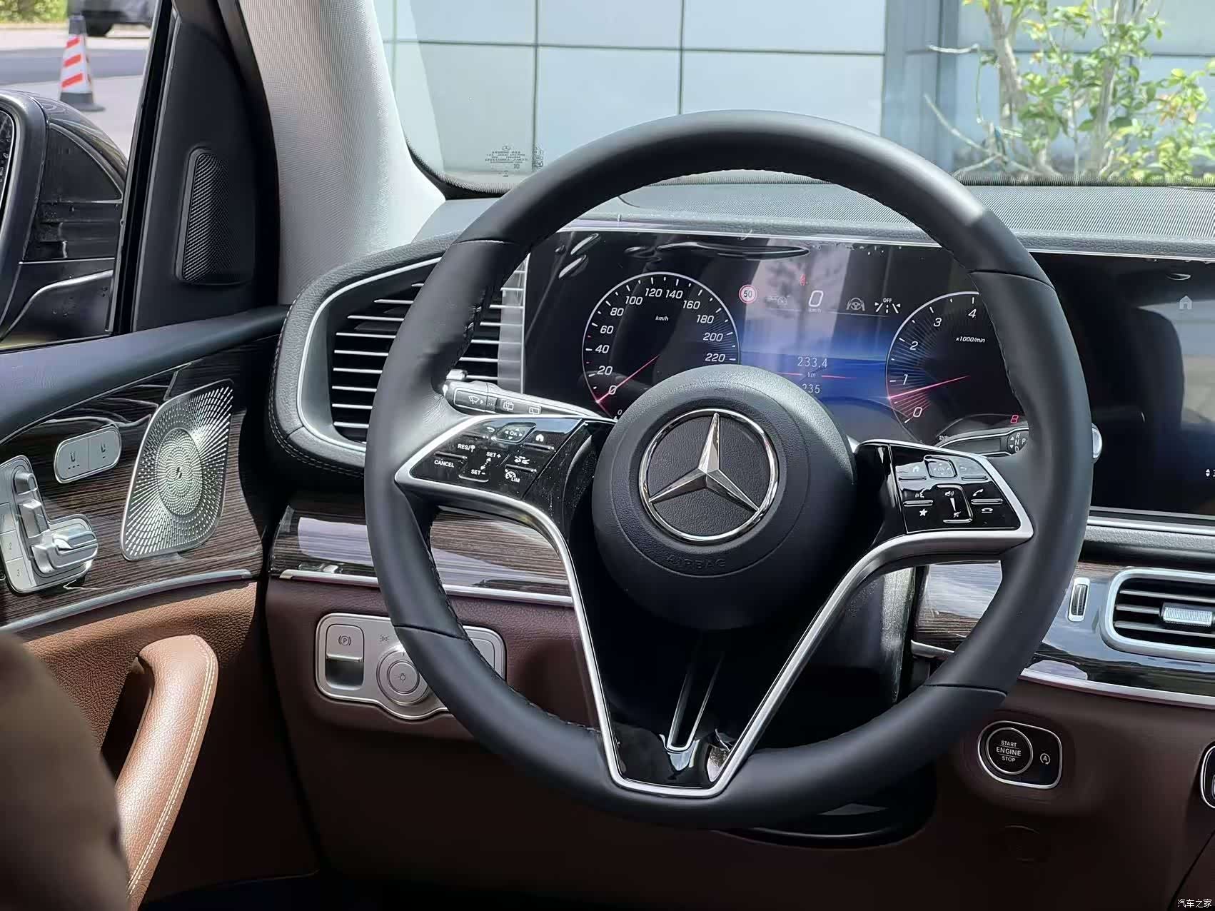 Mercedes-Benz GLE, 2026 19
