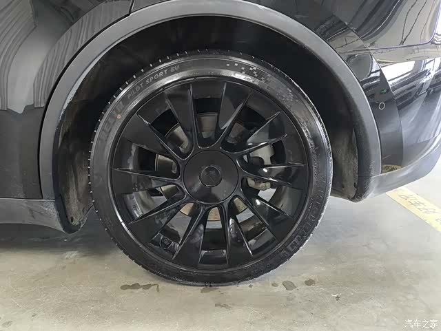 Tesla Model Y, 2021 15
